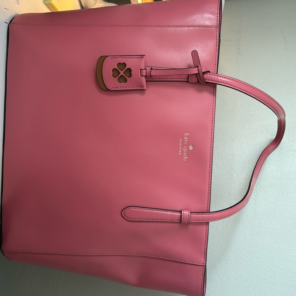 Kate spade pink/coral color like new